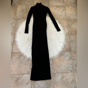 Bump suit mock neck maxi dress size small excellent condition